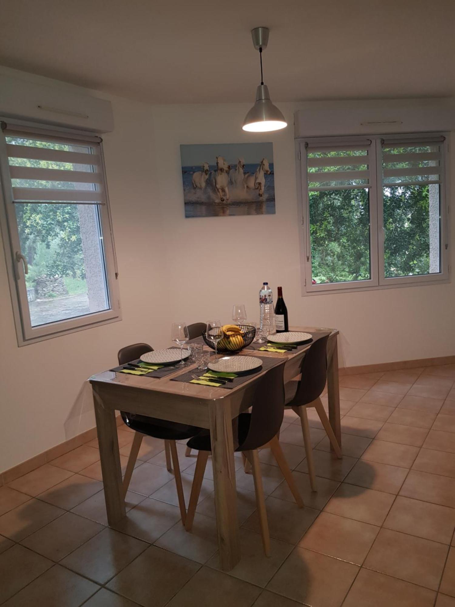 Maison Au Calme Castillon-du-Gard Kültér fotó